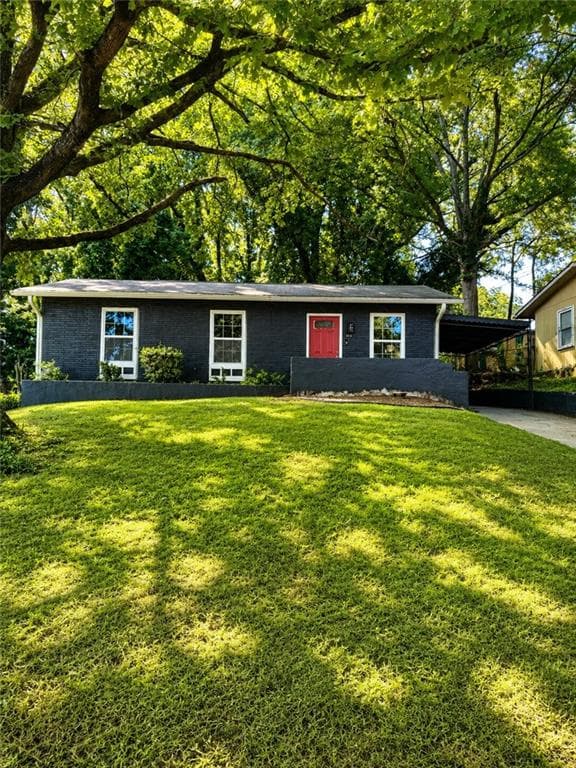 3 bedroom, 2 bathroom, 1,300 sq ft single family residence for sale at 342 Lincoln Street SW, Atlanta, GA 30315 — photo 1 of 14