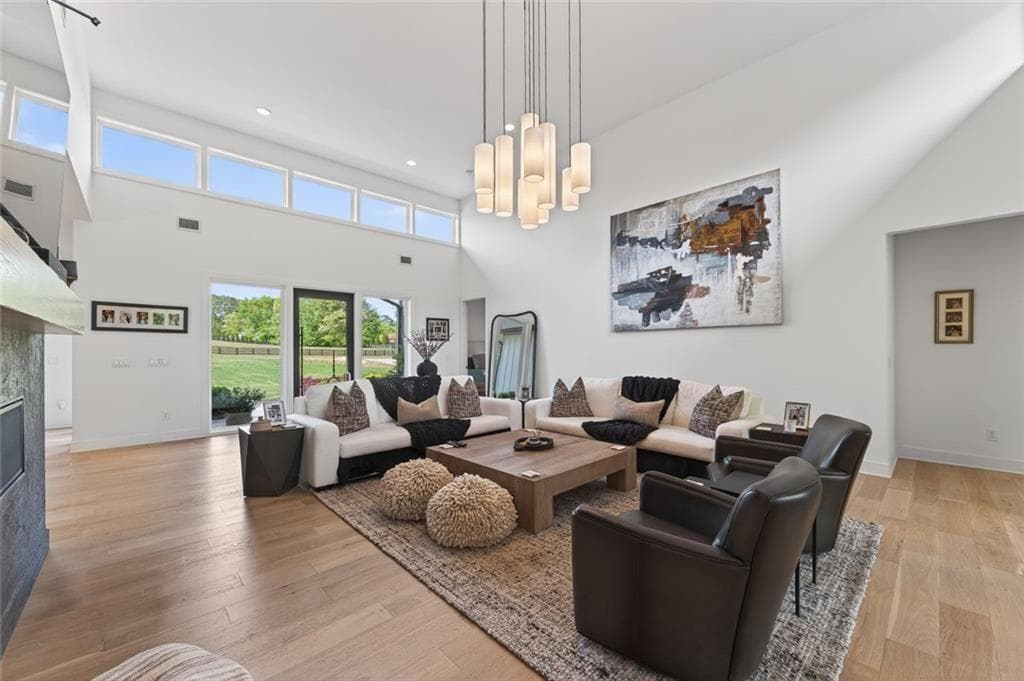 3 bedroom, 3 bathroom, 3,000 sq ft single family residence for sale at 598 Roper Road, Canton, GA 30115 — photo 6