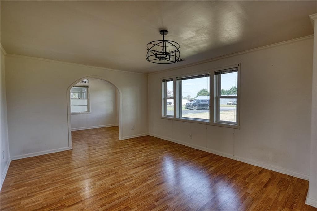 3 bedroom, 2 bathroom, 2,249 sq ft single family residence for sale at 10 Wolfskin Road, Arnoldsville, GA 30619 — photo 5