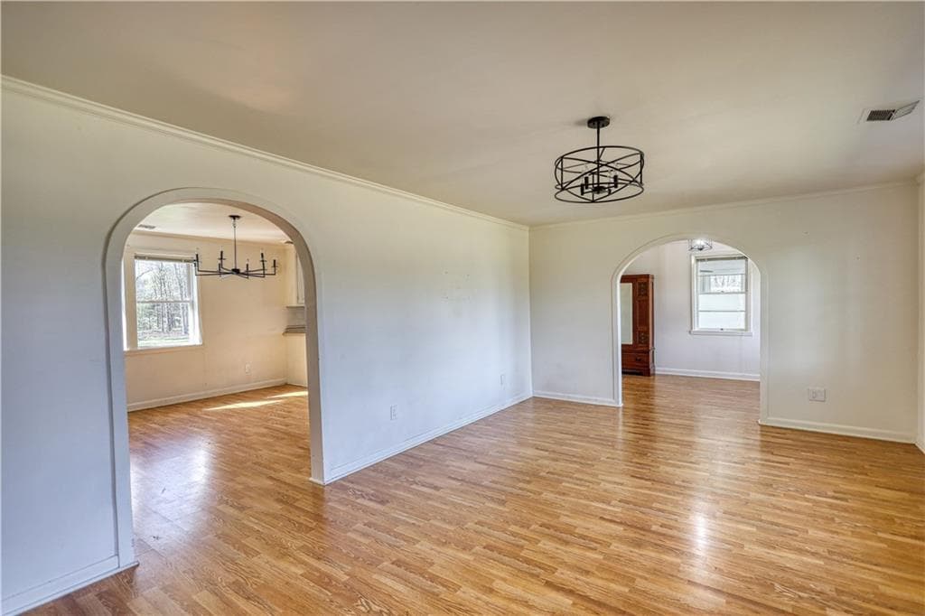 3 bedroom, 2 bathroom, 2,249 sq ft single family residence for sale at 10 Wolfskin Road, Arnoldsville, GA 30619 — photo 8