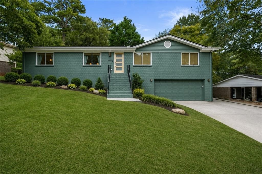 4 bedroom, 3 bathroom, 1,740 sq ft single family residence under contract at 3941 Lake Drive, Smyrna, GA 30082