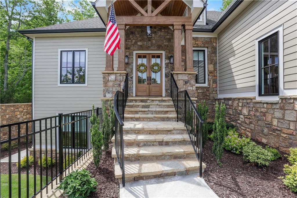 4 bedroom, 5 bathroom, 4,320 sq ft single family residence under contract at 200 Golden Bear Pass, Dahlonega, GA 30533 — photo 5