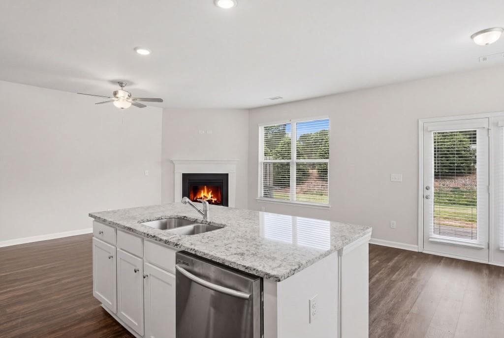 3 bedroom, 3 bathroom, 1,753 sq ft townhouse for rent at 3617 Prospect Point Drive, Oakwood, GA 30566 for $1,950 a month — photo 8