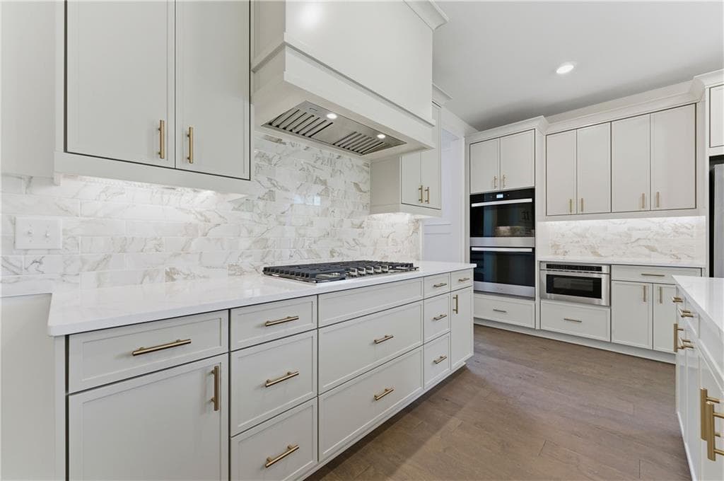 4 bedroom, 4 bathroom, 3,266 sq ft single family residence for sale at 2690 Marie Way, Cumming, GA 30028 — photo 9