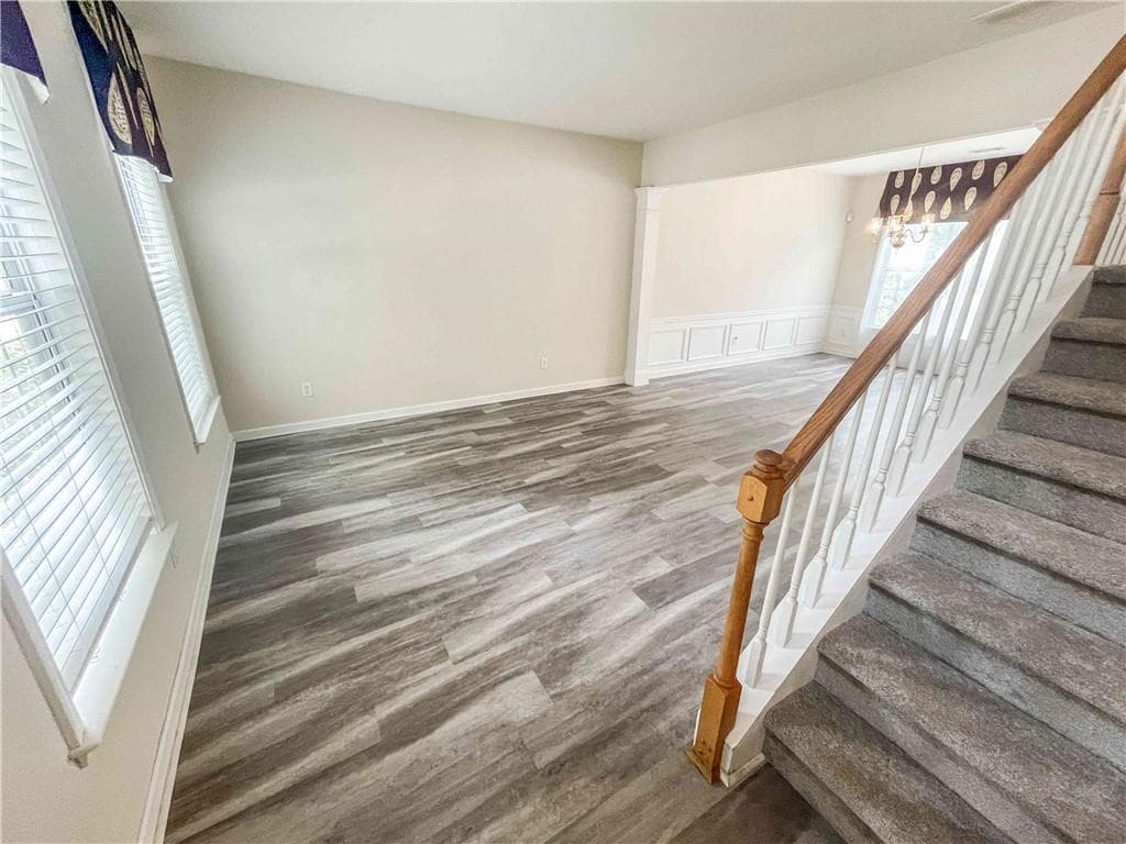 4 bedroom, 3 bathroom, 2,904 sq ft single family residence for sale at 3145 Elmendorf Drive, Kennesaw, GA 30144 — photo 6