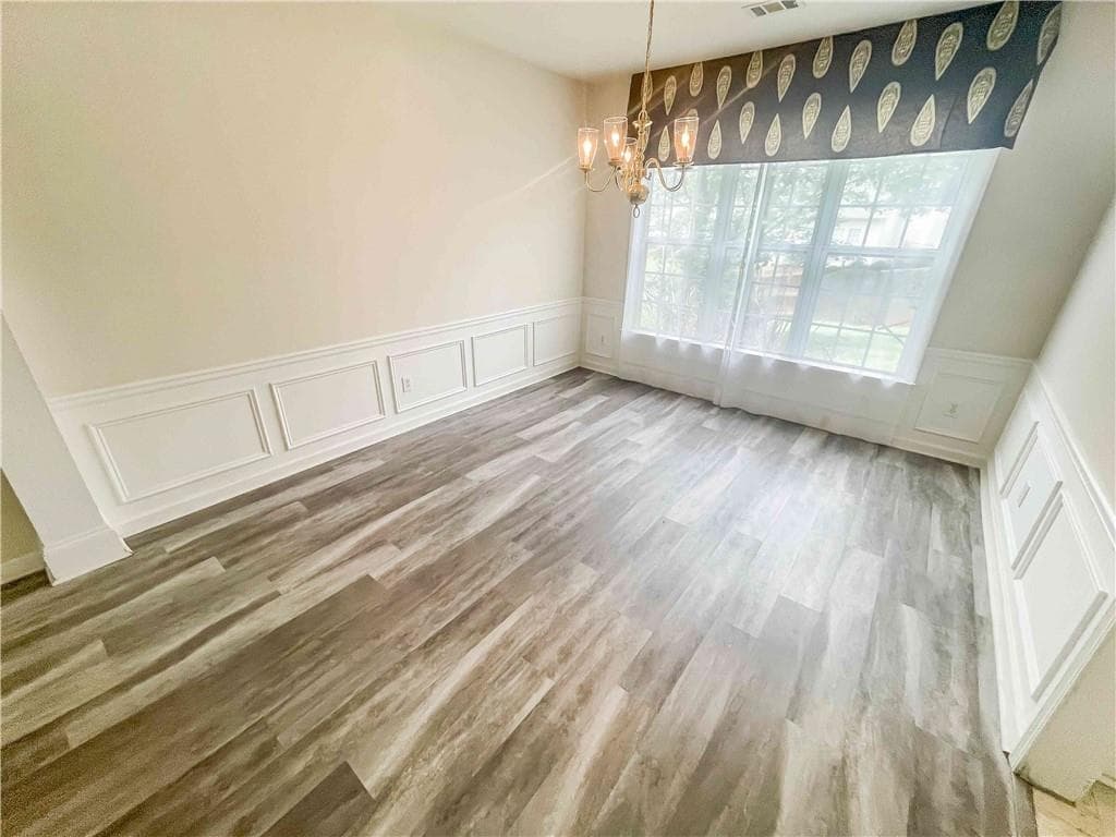 4 bedroom, 3 bathroom, 2,904 sq ft single family residence for sale at 3145 Elmendorf Drive, Kennesaw, GA 30144 — photo 8
