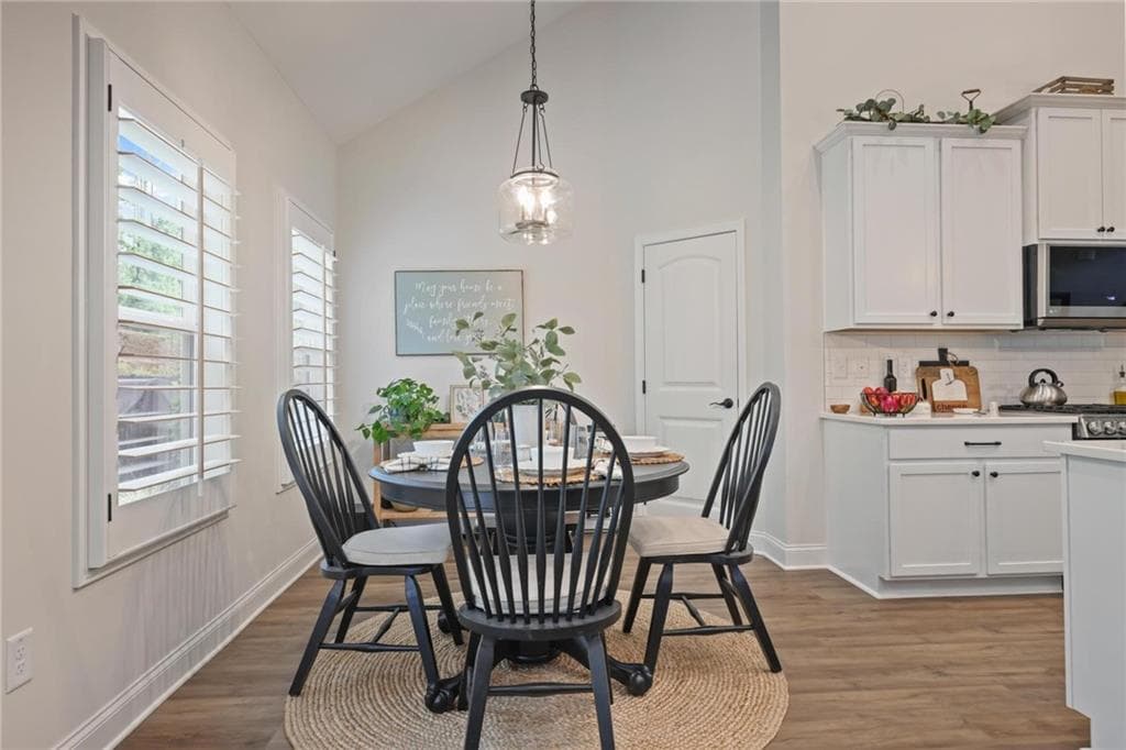 3 bedroom, 3 bathroom, 2,566 sq ft single family residence under contract at 17 Magnolia Court, Dallas, GA 30132 — photo 10