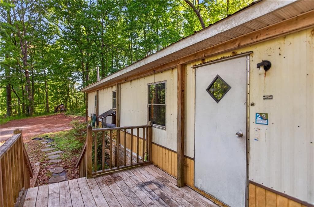 2 bedroom, 1 bathroom, 650 sq ft single family residence for sale at 2024 Ball Ground Highway, Canton, GA 30114 — photo 6