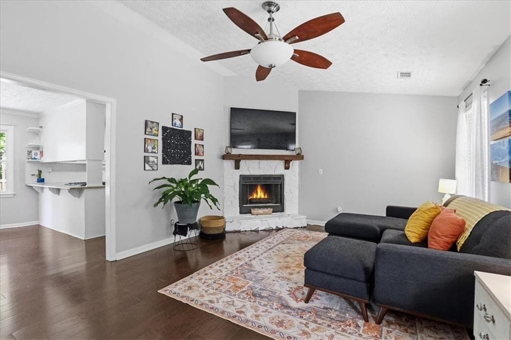 4 bedroom, 3 bathroom, 2,084 sq ft single family residence for sale at 4805 Brandon Acres Lane, Buford, GA 30519 — photo 6