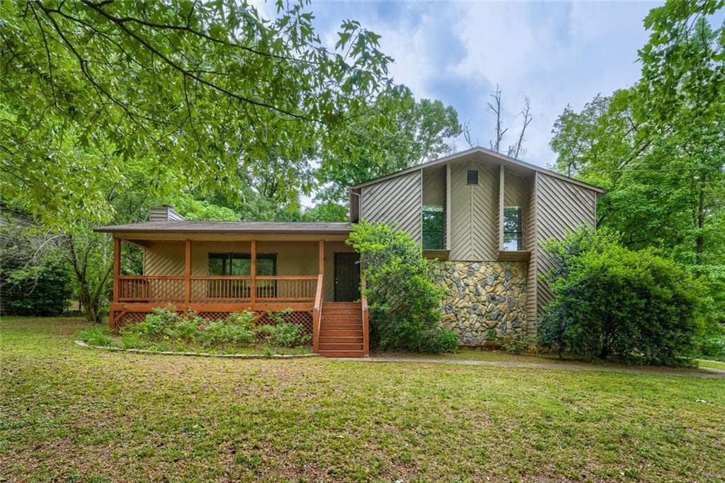 1170 Stone Ridge Drive