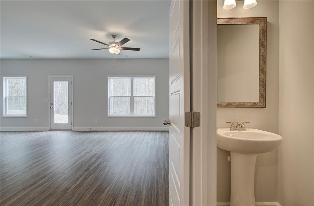 3 bedroom, 3 bathroom, 2,016 sq ft single family residence for sale at 95 Avian Way, Auburn, GA 30011 — photo 5