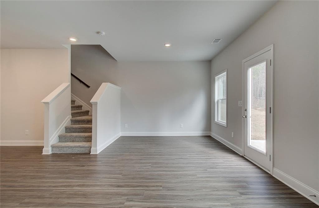 3 bedroom, 3 bathroom, 2,016 sq ft single family residence for sale at 95 Avian Way, Auburn, GA 30011 — photo 8