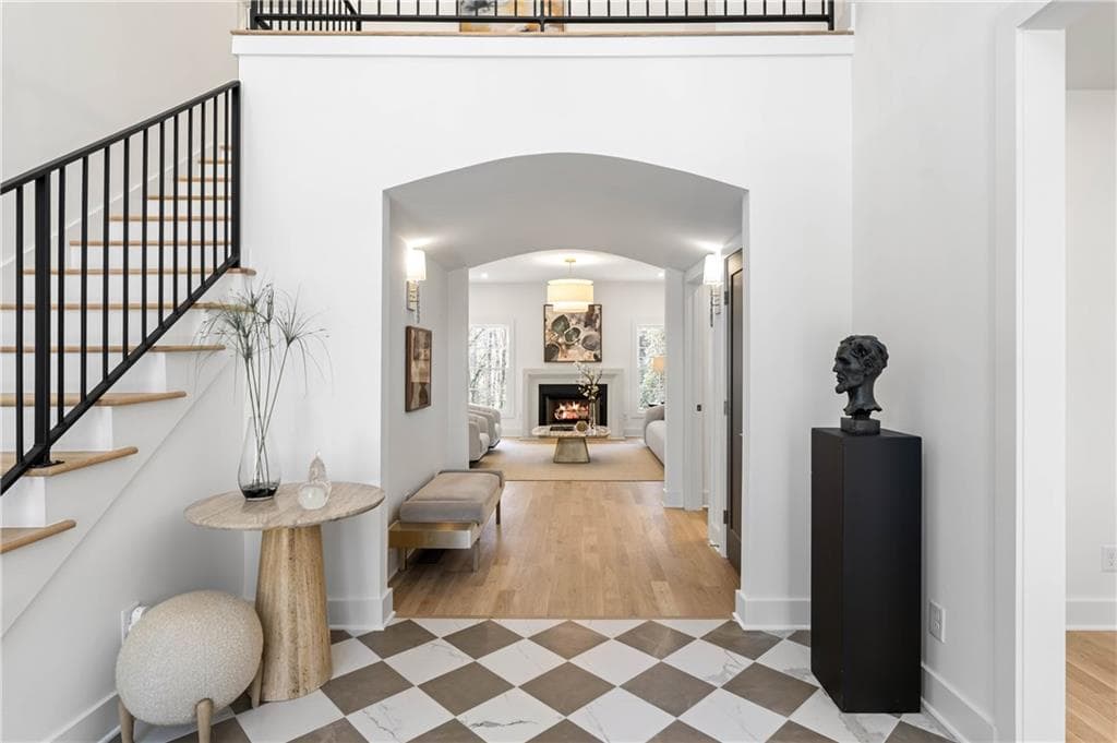 5 bedroom, 6 bathroom, 6,260 sq ft single family residence for sale at 181 Sentinel Place, Marietta, GA 30067 — photo 5