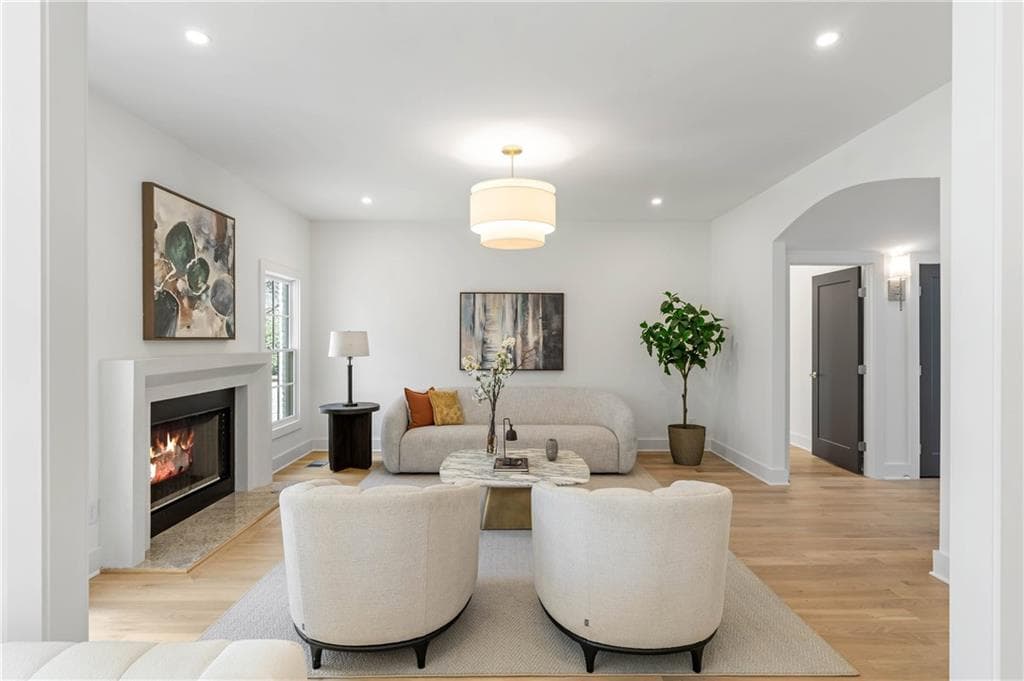 5 bedroom, 6 bathroom, 6,260 sq ft single family residence for sale at 181 Sentinel Place, Marietta, GA 30067 — photo 7