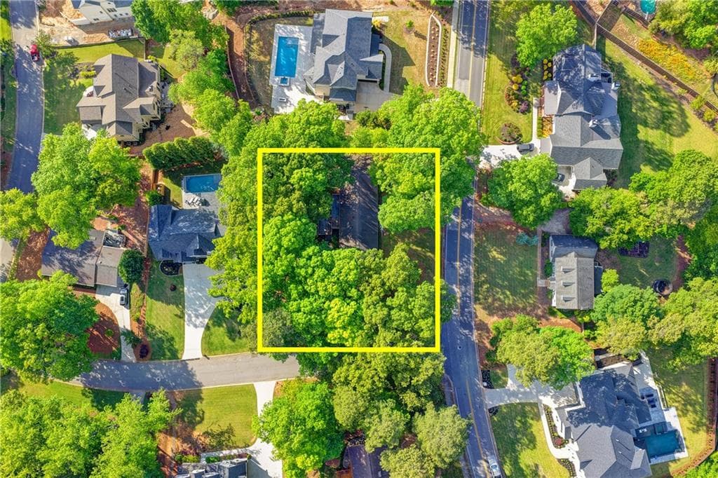 single family residence under contract at 3740 Clubland Drive, Marietta, GA 30068 — photo 6