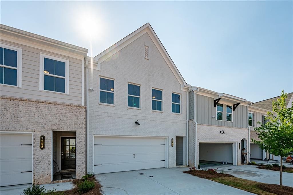3 bedroom, 3 bathroom, 1,873 sq ft townhouse for rent at 3744 Silvery Way, Powder Springs, GA 30127 for $2,600 a month — photo 2