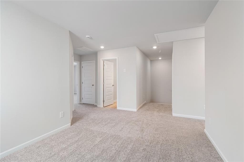 3 bedroom, 3 bathroom, 2,016 sq ft single family residence for sale at 19 Butternut Way, Auburn, GA 30011 — photo 6