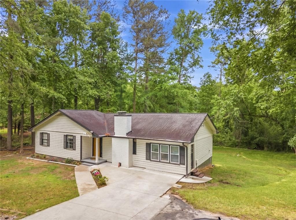 4 bedroom, 3 bathroom, 2,000 sq ft single family residence under contract at 3186 White Road, Conyers, GA 30012