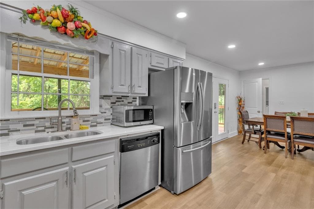 4 bedroom, 3 bathroom, 2,000 sq ft single family residence under contract at 3186 White Road, Conyers, GA 30012 — photo 10