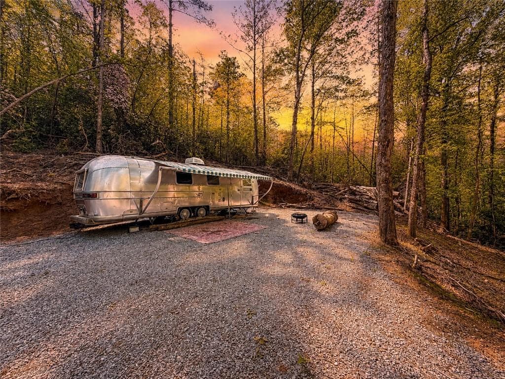 other under contract at 1472 Nugget Lane, Ellijay, GA 30540 — photo 3