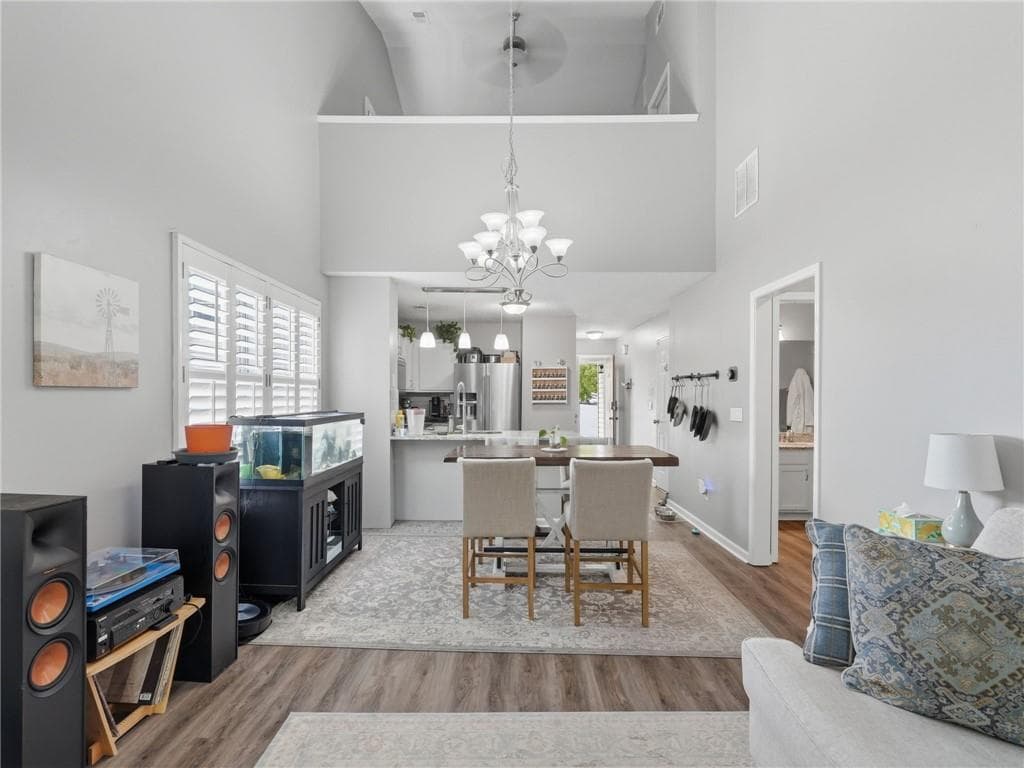 3 bedroom, 3 bathroom, 2,062 sq ft townhouse for sale at 140 Fox Creek Drive, Woodstock, GA 30188 — photo 10