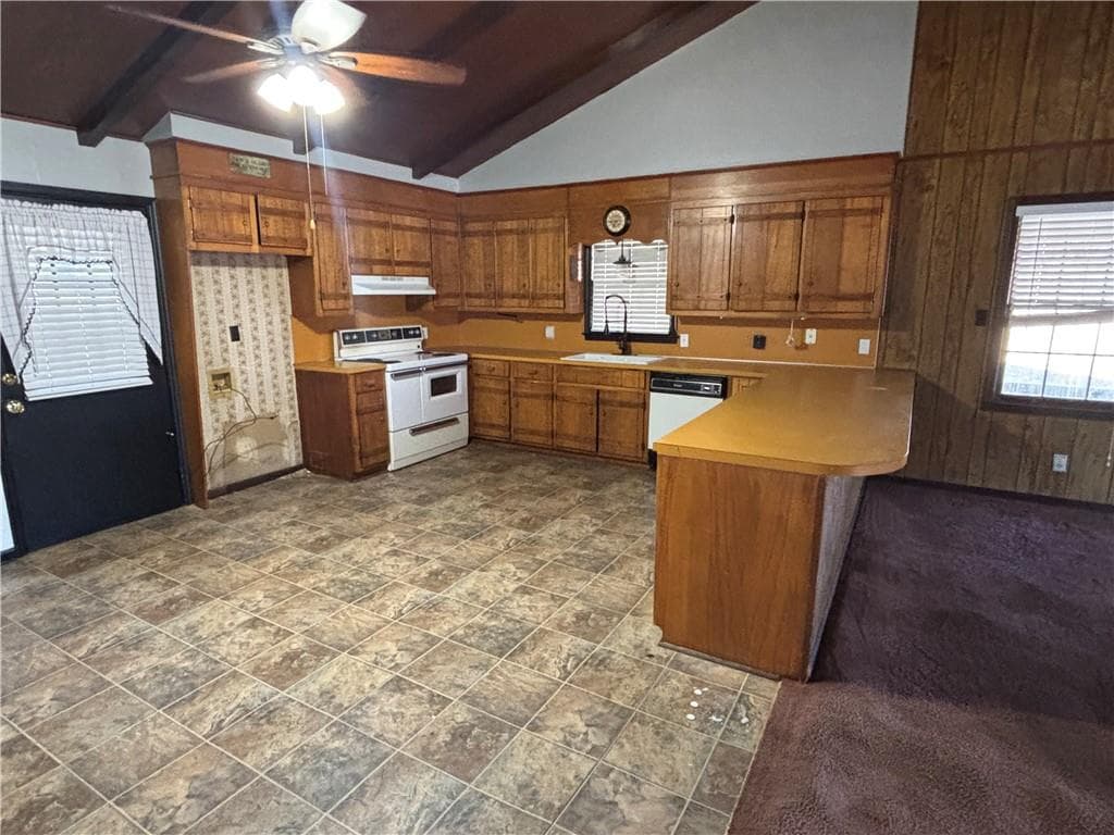 2 bedroom, 2 bathroom, 1,380 sq ft single family residence for sale at 3 Shadow Lane, Cartersville, GA 30120 — photo 5