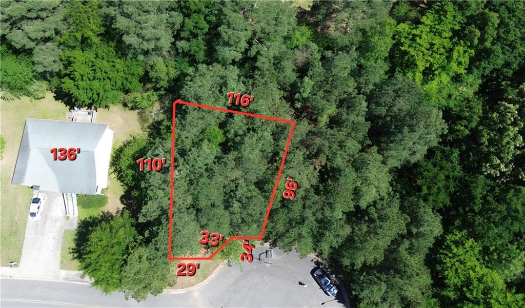 single family residence for sale at 111 Jarrett Drive, Calhoun, GA 30701 — photo 10