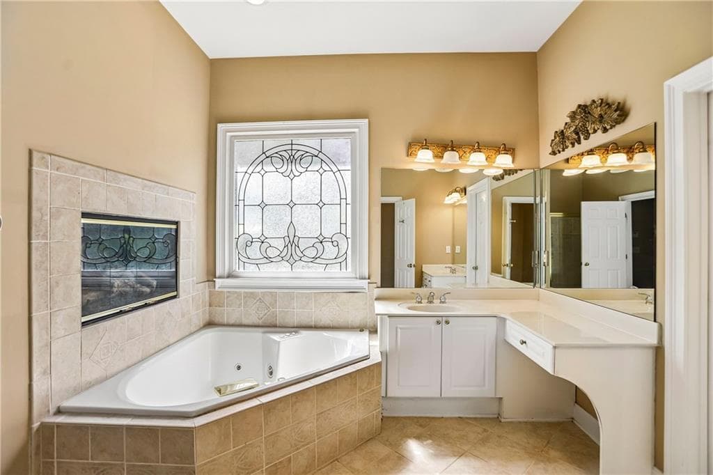 3 bedroom, 4 bathroom, 3,609 sq ft single family residence under contract at 3054 Montclair Circle, Smyrna, GA 30080 — photo 6