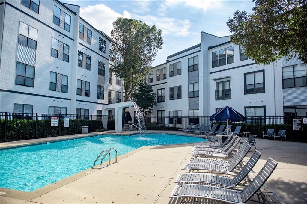 2 bedroom, 1 bathroom, 900 sq ft condominium for sale at 821 Ralph McGill Boulevard APT 2416, Atlanta, GA 30306