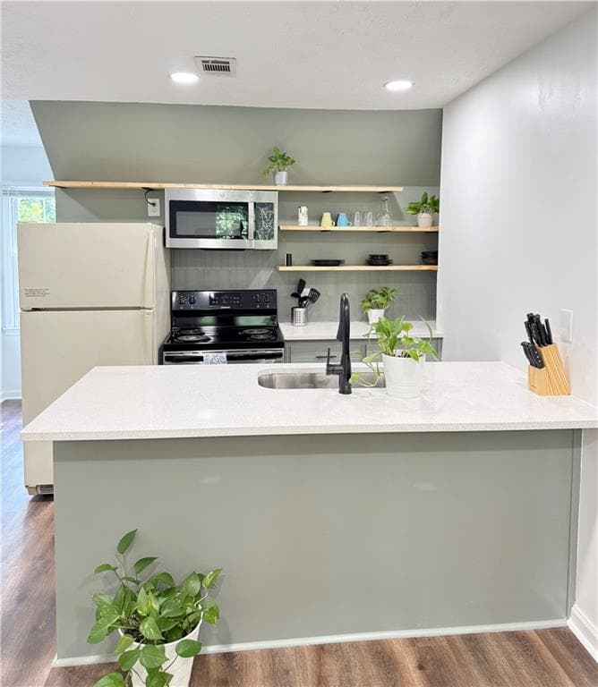 1 bedroom, 1 bathroom apartment for rent at 4193 N Shallowford Road D, Chamblee, GA 30341 for $1,900 a month — photo 2
