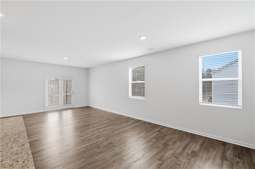 5 bedroom, 3 bathroom, 2,388 sq ft single family residence for sale at 312 Etowah Parkway, Dawsonville, GA 30534 — photo 8