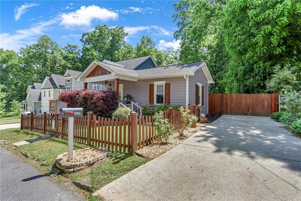 2428 Brantley Street, Atlanta, GA 30318 — most recent listing photo