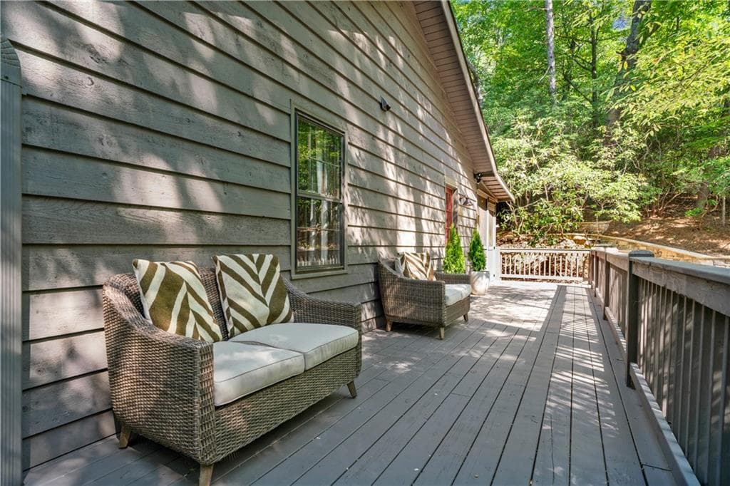 3 bedroom, 3 bathroom, 2,106 sq ft single family residence for sale at 62 Crazy Bear Ridge, Jasper, GA 30143 — photo 2