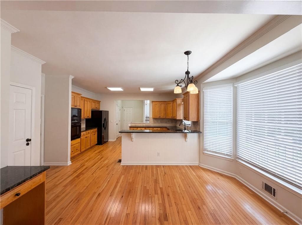 4 bedroom, 4 bathroom, 3,706 sq ft single family residence for sale at 1900 Milfield Circle, Snellville, GA 30078 — photo 7
