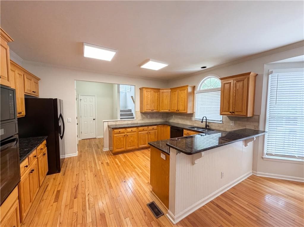 4 bedroom, 4 bathroom, 3,706 sq ft single family residence for sale at 1900 Milfield Circle, Snellville, GA 30078 — photo 8