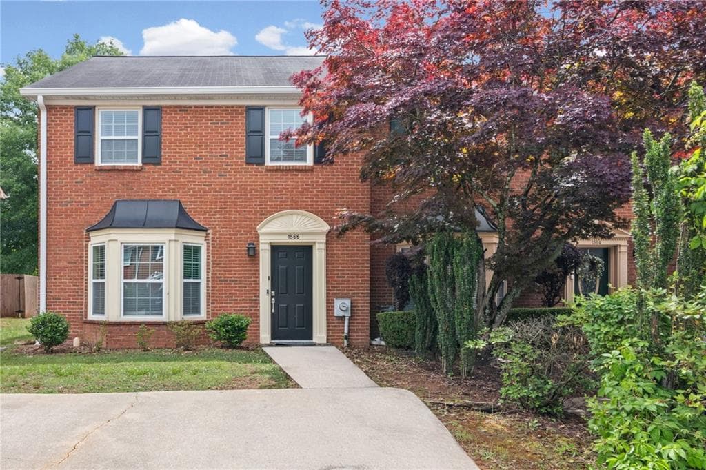 3 bedroom, 3 bathroom townhouse for rent at 1566 Paces Ferry North Drive, Smyrna, GA 30080 for $2,700 a month