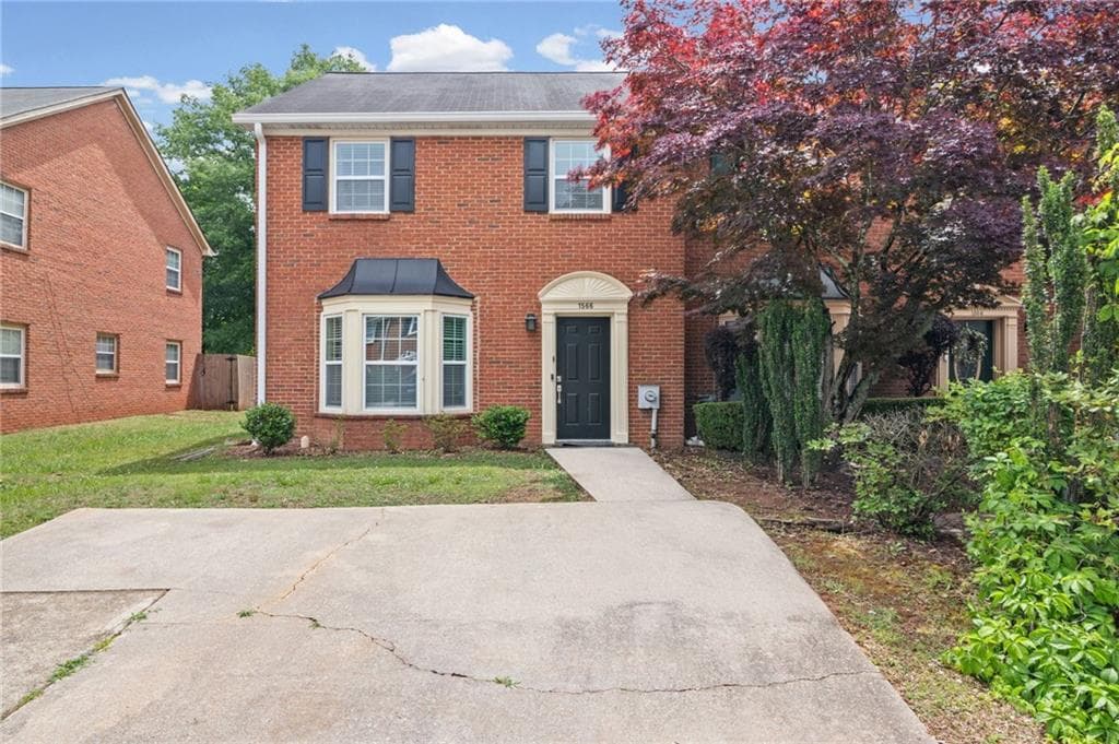 3 bedroom, 3 bathroom townhouse for rent at 1566 Paces Ferry North Drive, Smyrna, GA 30080 for $2,700 a month — photo 2