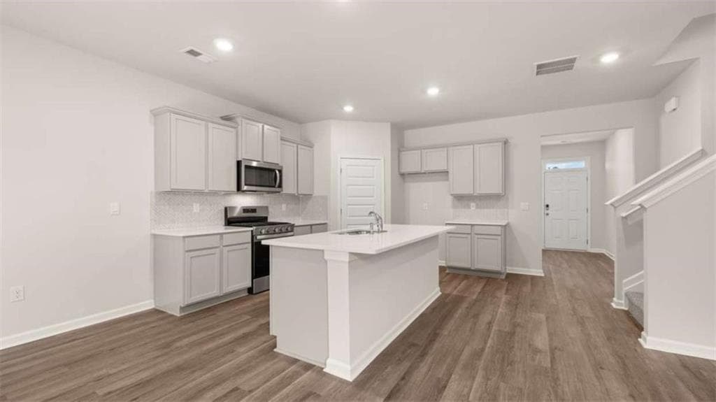 5 bedroom, 3 bathroom single family residence for sale at 841 Trillium Drive, Locust Grove, GA 30248 — photo 5
