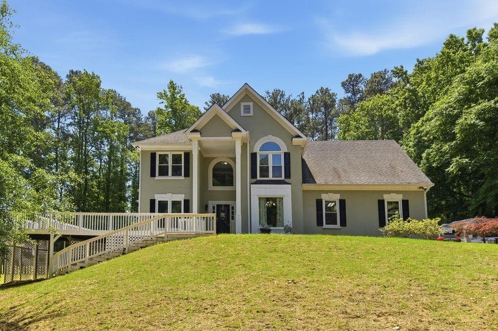 5 bedroom, 4 bathroom, 3,706 sq ft single family residence for sale at 2487 Windchase Court, Buford, GA 30518
