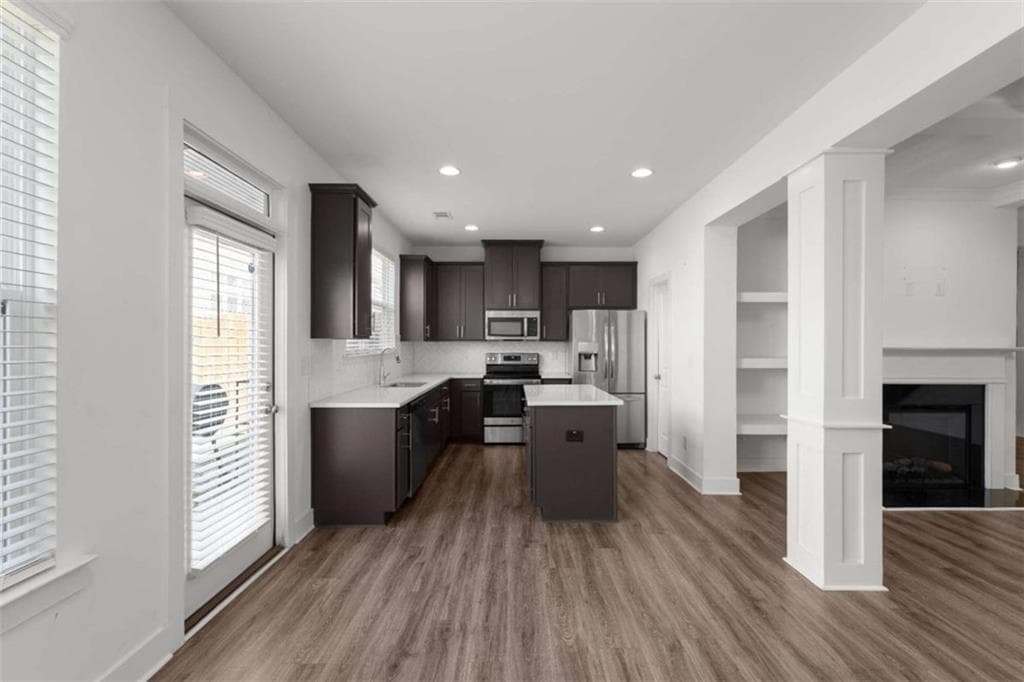 3 bedroom, 3 bathroom, 1,911 sq ft townhouse for sale at 7788 Baron Road, Fairburn, GA 30213 — photo 9