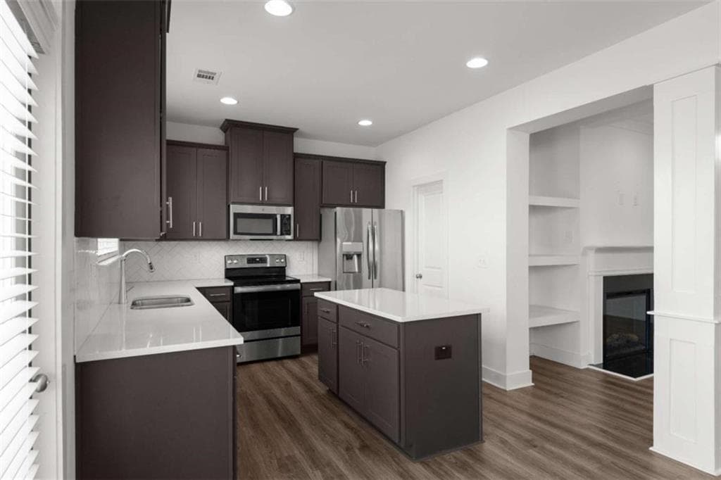 3 bedroom, 3 bathroom, 1,911 sq ft townhouse for sale at 7788 Baron Road, Fairburn, GA 30213 — photo 10