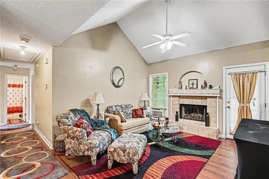 3 bedroom, 2 bathroom, 1,680 sq ft single family residence for sale at 130 Bobolink Drive, Stockbridge, GA 30281 — photo 9