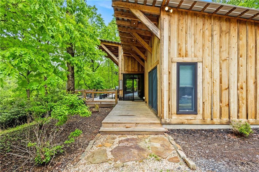 3 bedroom, 3 bathroom, 1,479 sq ft single family residence for sale at 2745 Galloway Road, Blue Ridge, GA 30513 — photo 5