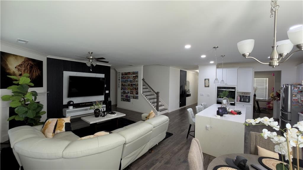 5 bedroom, 4 bathroom, 2,947 sq ft single family residence for sale at 1070 Trident Maple, Lawrenceville, GA 30045 — photo 3