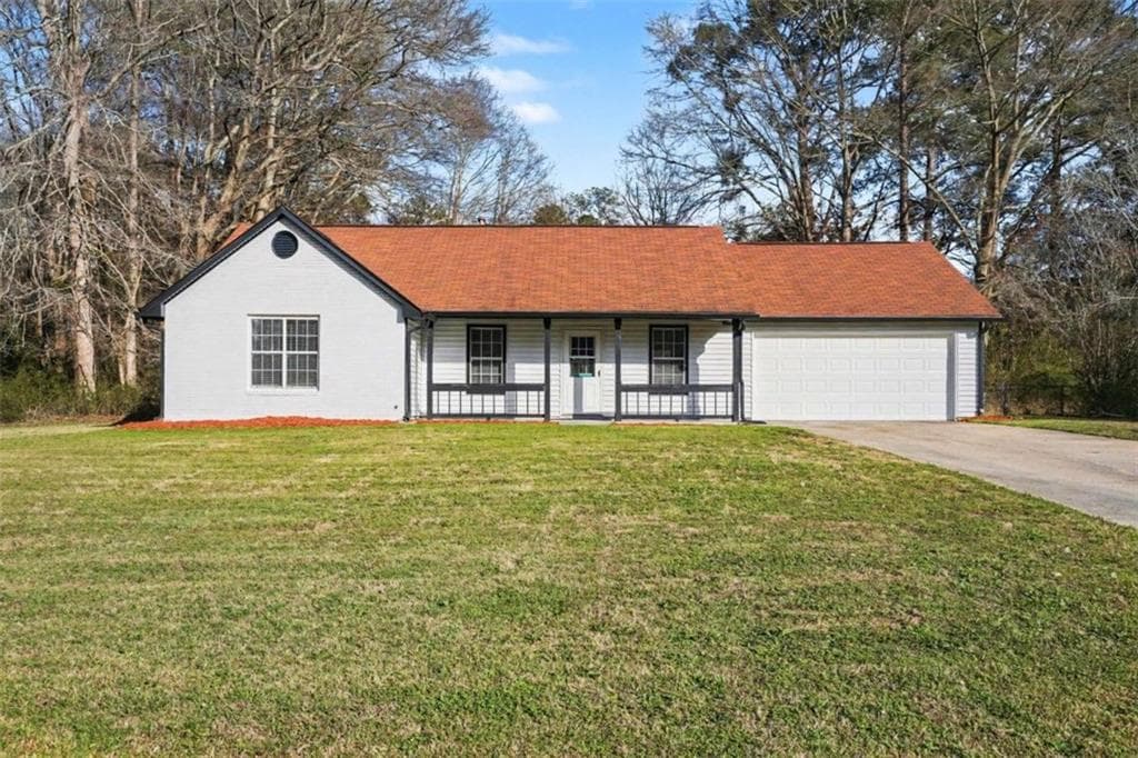 3 bedroom, 2 bathroom, 1,226 sq ft single family residence for sale at 79 Water View Drive, Stockbridge, GA 30281