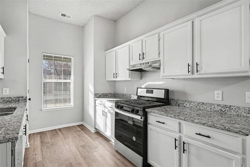 3 bedroom, 2 bathroom, 1,226 sq ft single family residence for sale at 79 Water View Drive, Stockbridge, GA 30281 — photo 9
