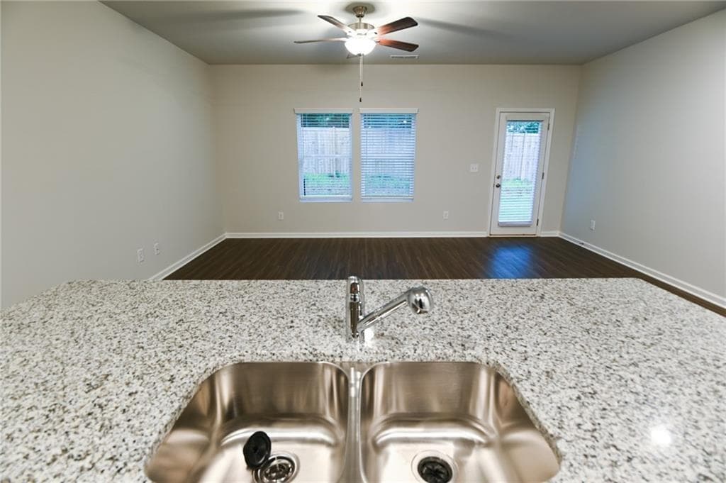 3 bedroom, 3 bathroom, 1,538 sq ft townhouse for rent at 115 Village Green Drive 166, Adairsville, GA 30103 for $1,799 a month — photo 10
