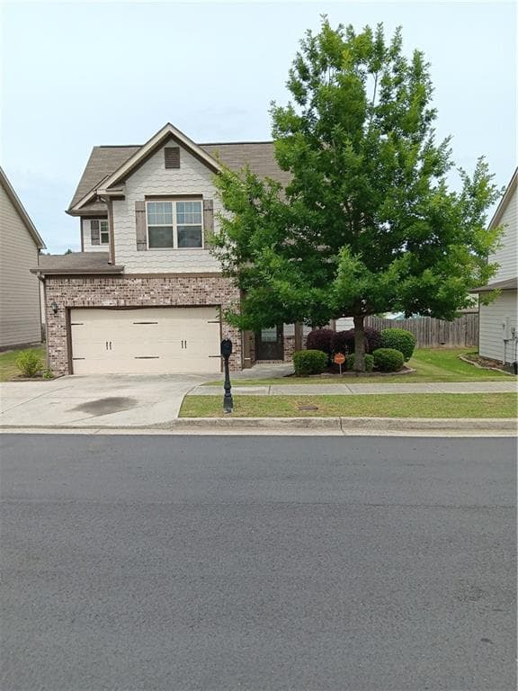 4 bedroom, 3 bathroom, 2,390 sq ft single family residence for sale at 413 Easley Drive, Lawrenceville, GA 30045 — photo 2