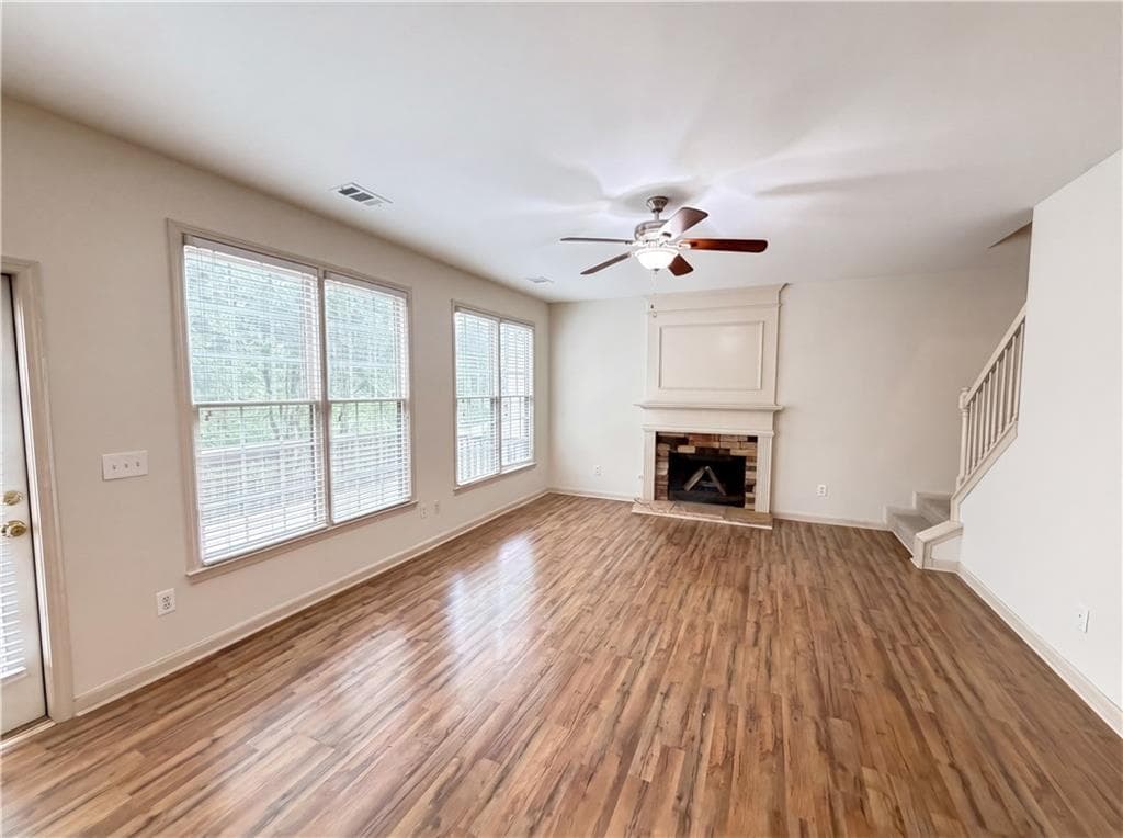5 bedroom, 3 bathroom, 3,904 sq ft single family residence under contract at 2945 Highland Pass, Alpharetta, GA 30004 — photo 8