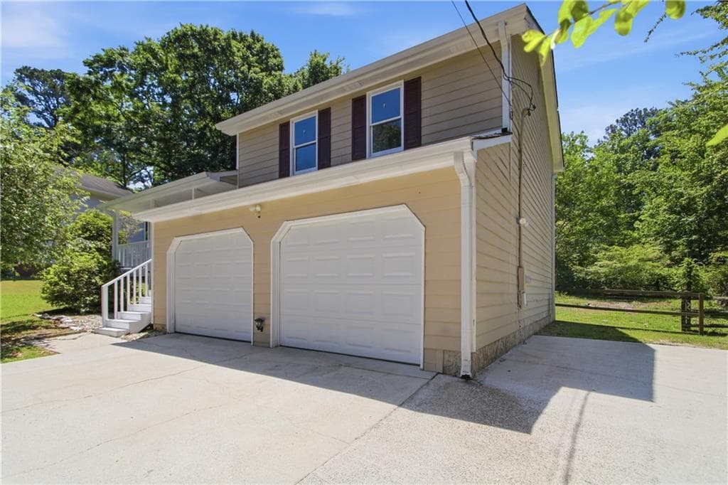 3 bedroom, 2 bathroom, 1,176 sq ft single family residence under contract at 79 Cross Creek Court, Villa Rica, GA 30180 — photo 2